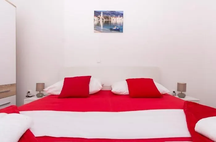 Sunset Апартаменты Каштела