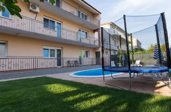 Sunset Апартаменты *